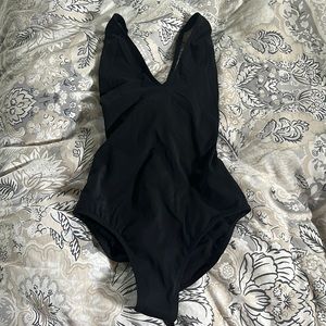 TA3 Plungey Size L Black